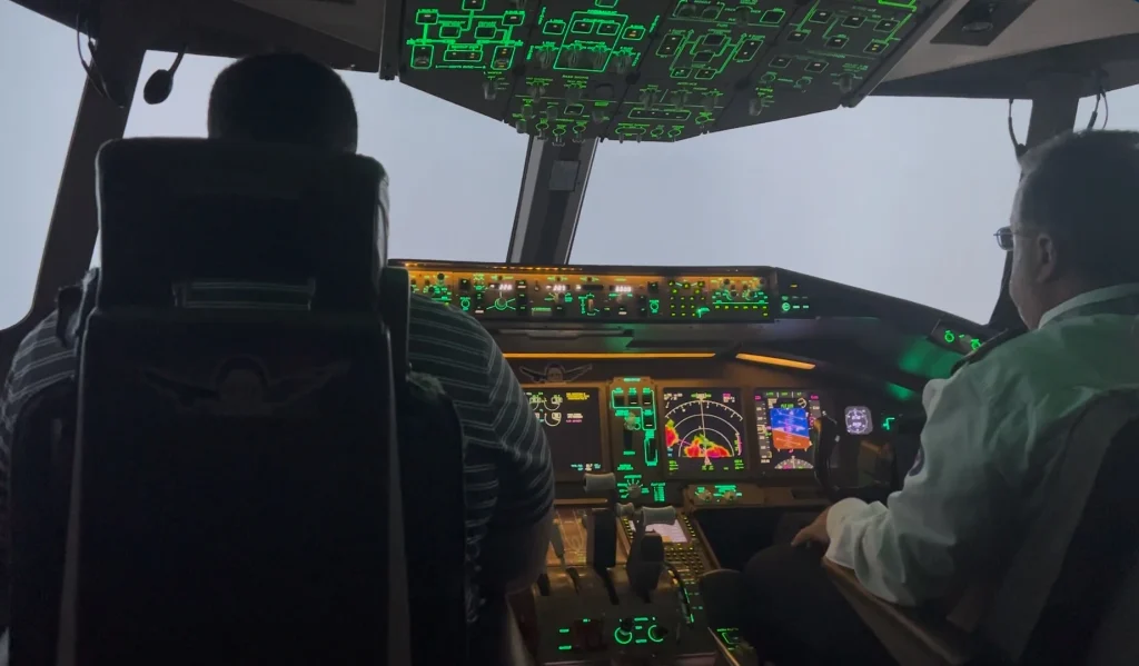ufly Canada 737 777-7