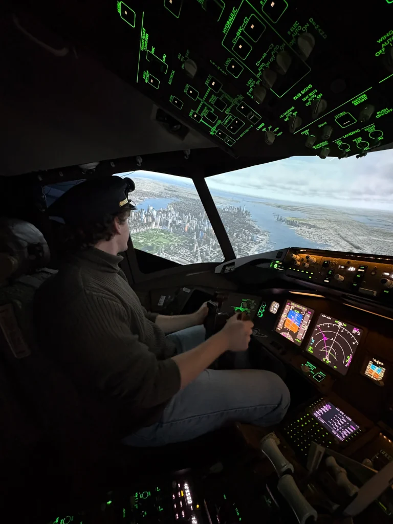 ufly Canada 737 777-8