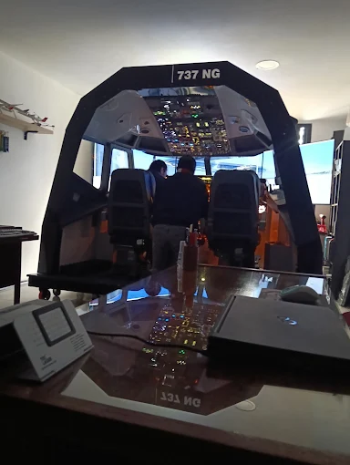Aerosimco Flight Simulator Bogota Boeing 737NG Cockpit Experience