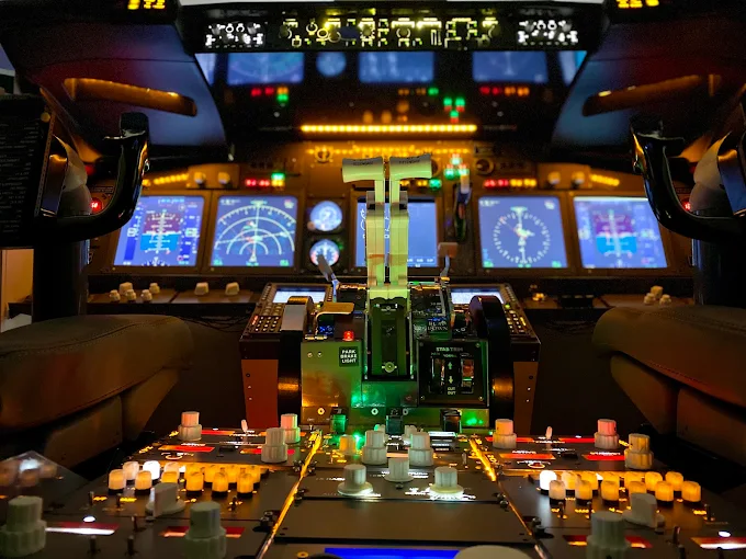 Aerosimco Flight Simulator Bogota Boeing 737NG Cockpit Experience