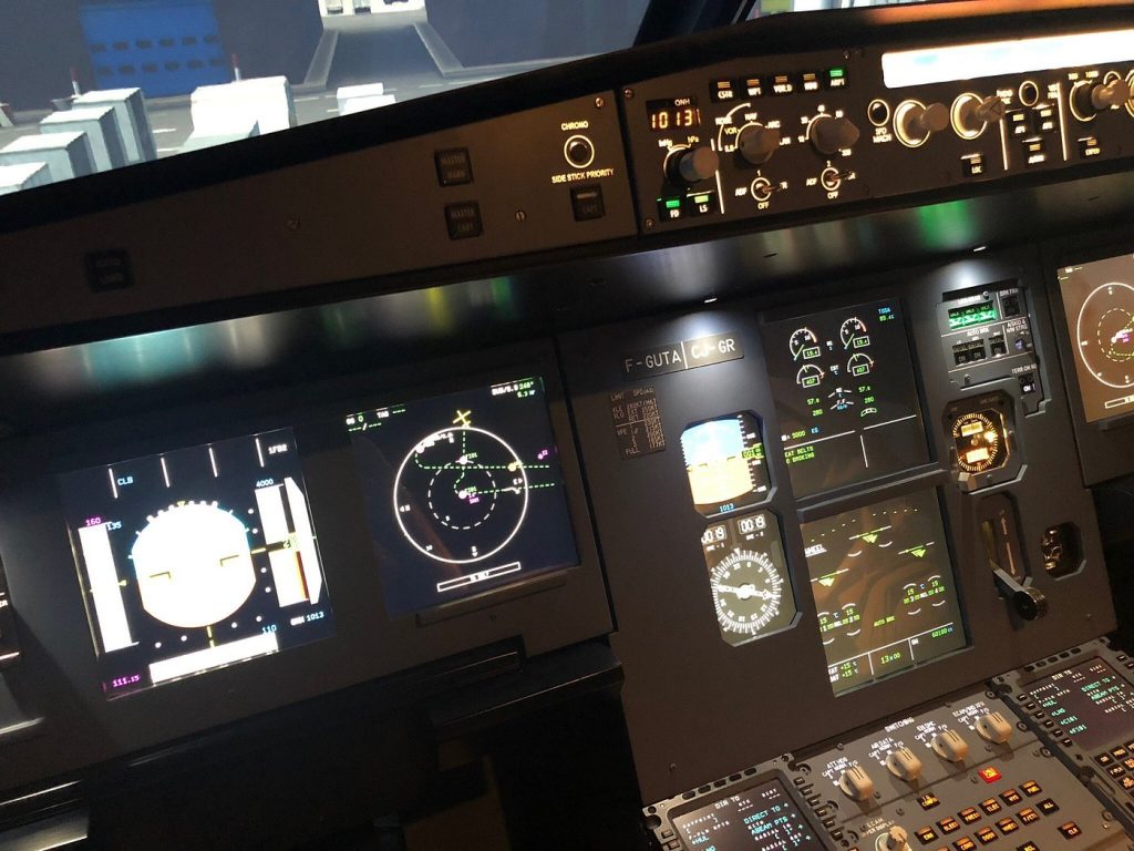 AviaSim Brussels Airbus A320 Flight Simulator on Avenue Louise-8