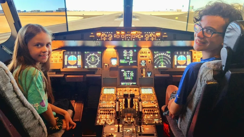 AviaSim Edmonton Airbus A320 Flight Simulator at DoubleTree by Hilton West Edmonton-7