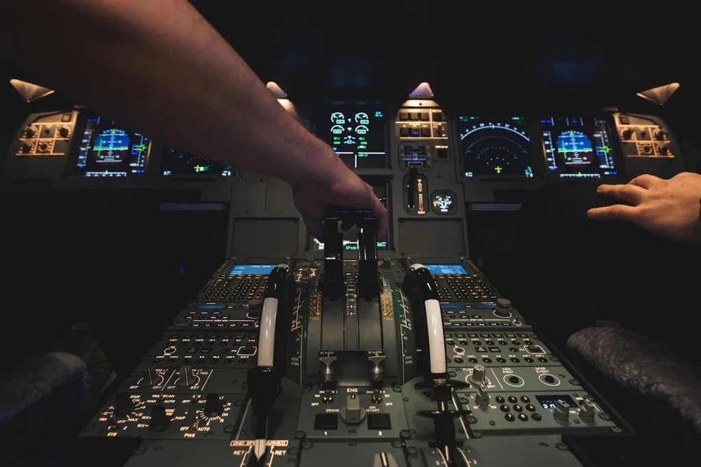 AviaSim Montreal Boeing 737-800 & Airbus A320 Flight Simulators at Marriott Montreal Airport-3