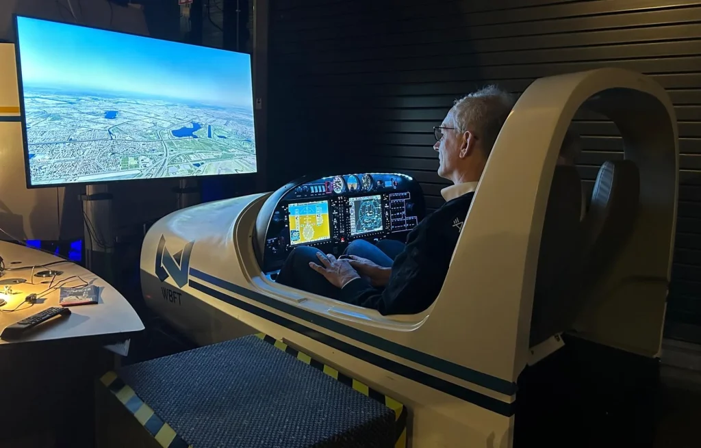 Aviodrome Aviation Museum Lelystad: Boeing 737, F-16, Starfighter & Diamond DA40 Simulators