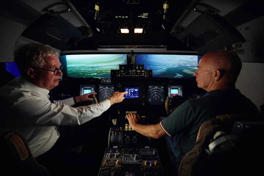 Aviodrome Aviation Museum Lelystad Boeing 737, F-16, Starfighter & Diamond DA40 Simulators-3