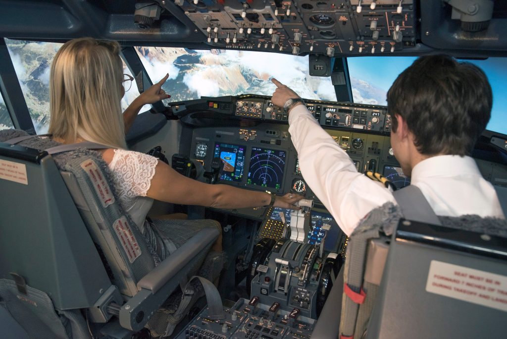 European Flight Simulator Genappe Boeing 737 — Belgium’s First Public Flight Simulator-1