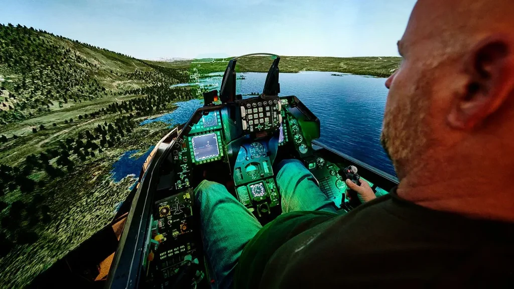 F-16 SIM EXPERIENCE Aalborg: F-16 Fighting Falcon Simulator at Aalborg Airport