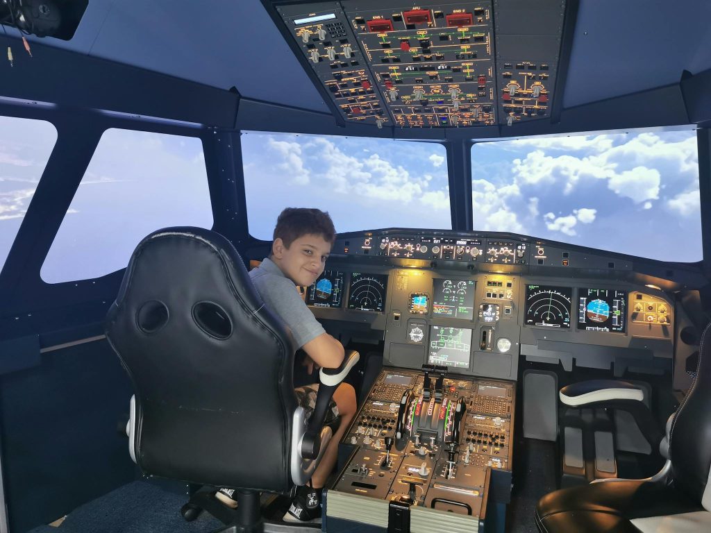 Flight Rush Sydney Boeing 737, Airbus A320, FA-18 & Helicopter Simulators in Marrickville-8