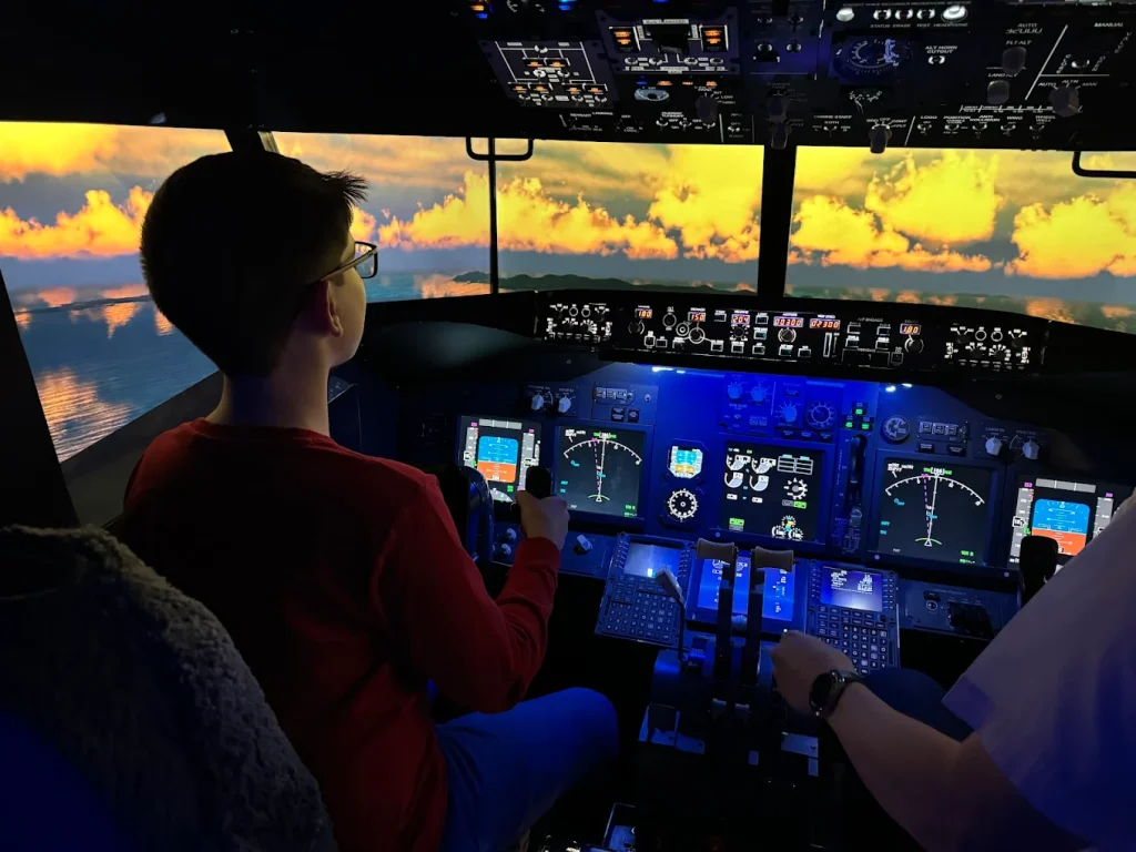 Flight Sim Melbourne Boeing 737-800NG Flight Simulator Experience in Kew -2