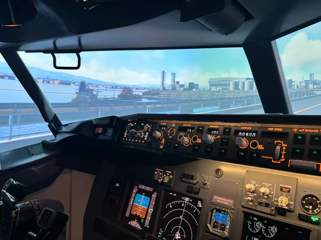 FlightSim NZ: Boeing 737 Flight Simulator in Silverdale, Auckland — New Zealand Routes
