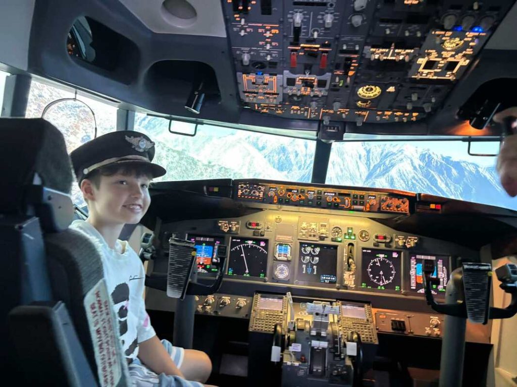FlightSim NZ Boeing 737 Flight Simulator in Silverdale, Auckland — New Zealand Routes-4
