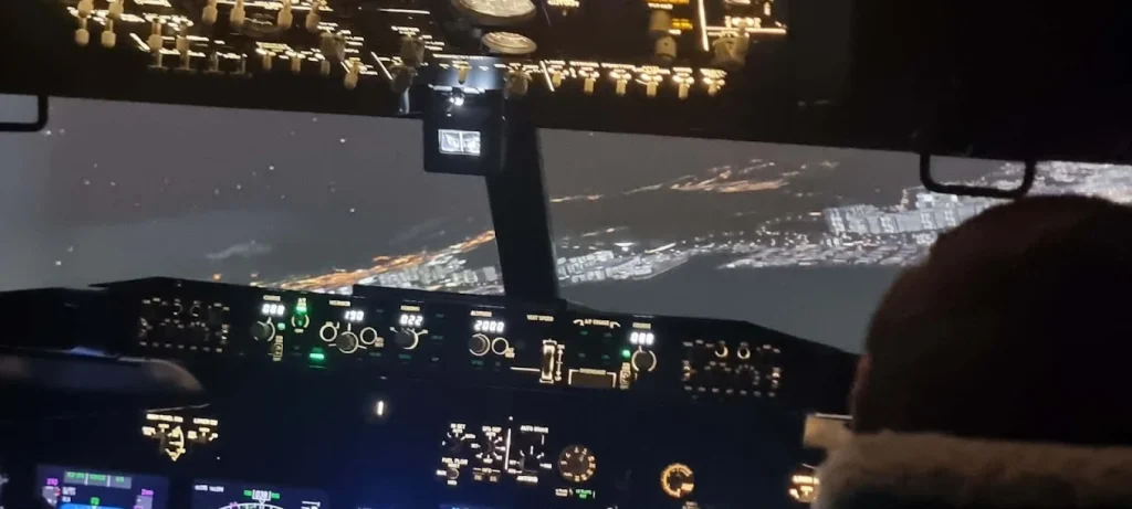 FlightX Perth Boeing 737 & FA-18 VR Simulators in Northbridge-5