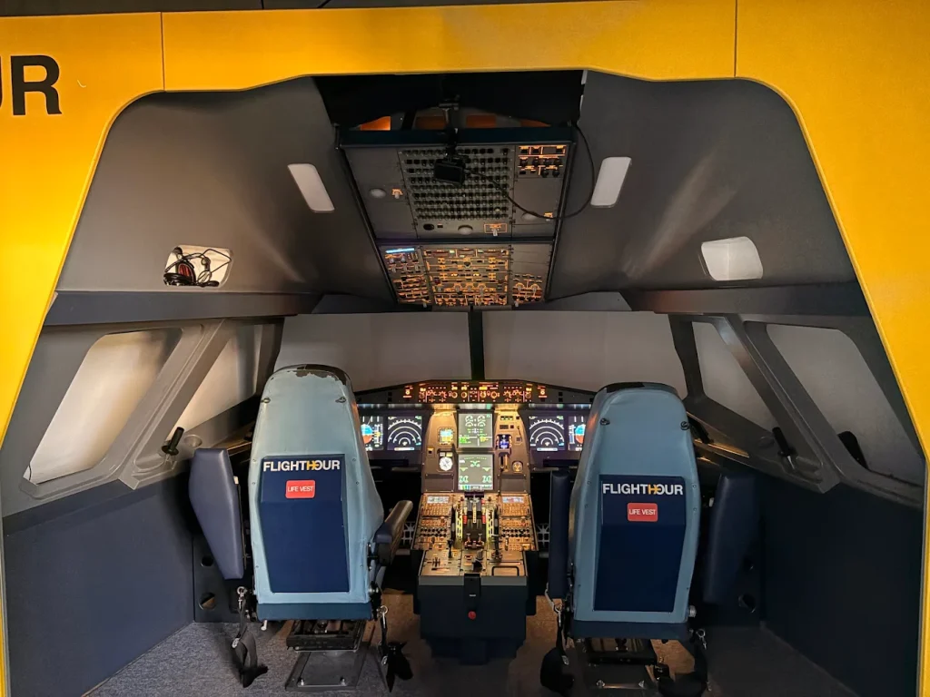 Flighthour Oberhausen Airbus A320 Flight Simulator in the Ruhr Valley-6