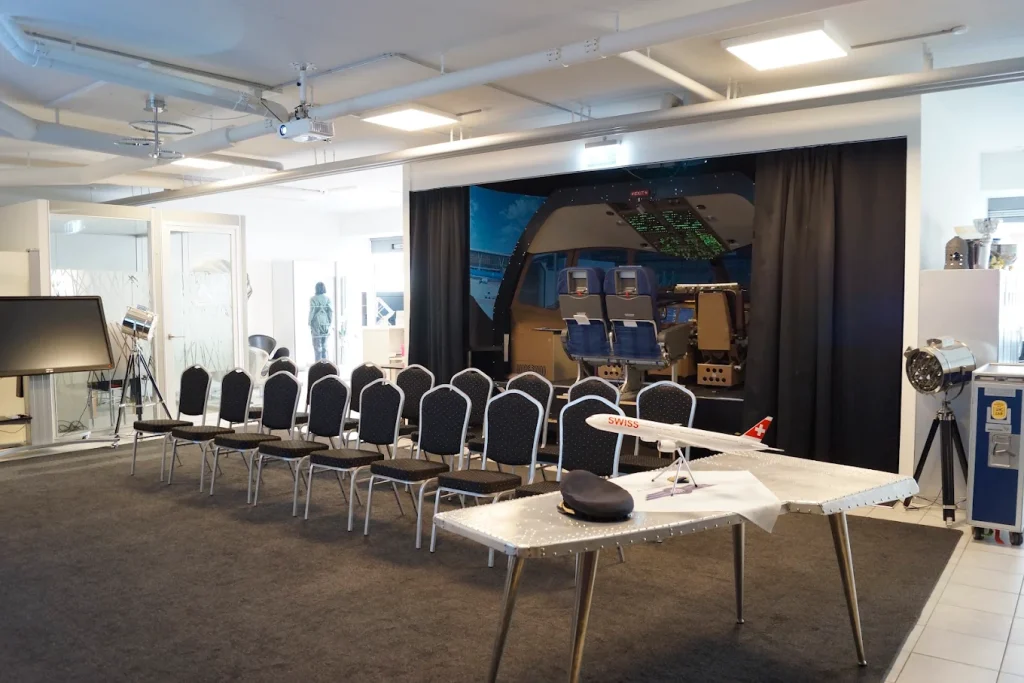 Fly & Race Simulations Zurich Boeing 777 Flight Simulator — 5 Minutes from Zurich HB-3