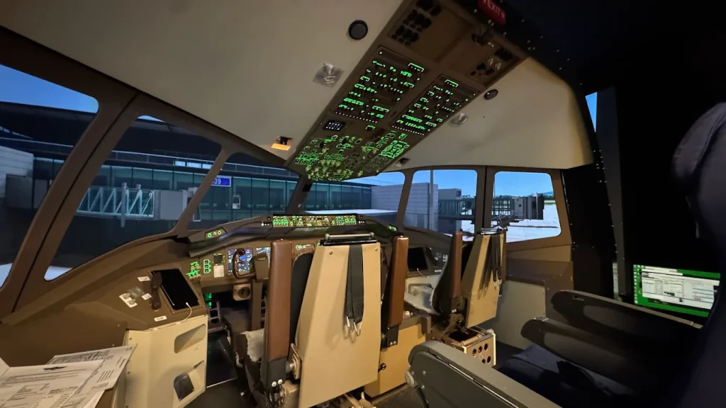 Fly & Race Simulations Zurich Boeing 777 Flight Simulator — 5 Minutes from Zurich HB-9
