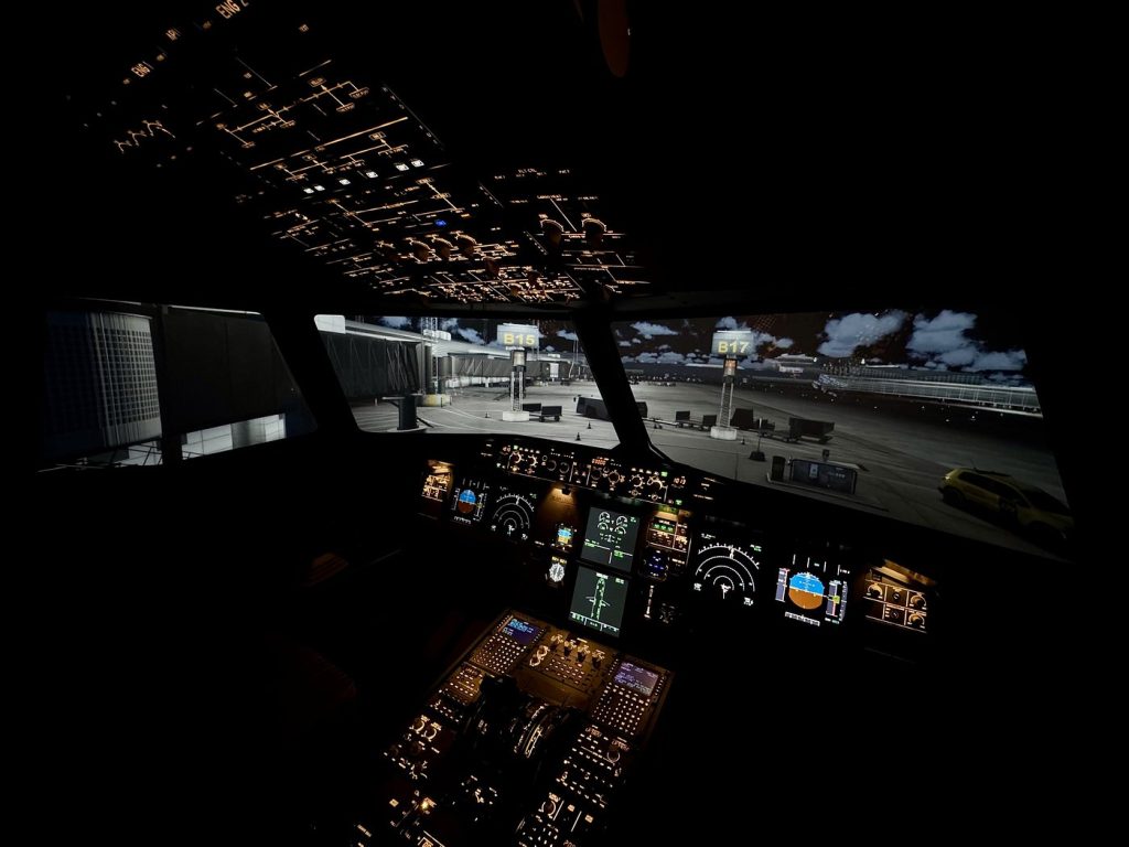 FlyBy Simulator Center Malmö Airbus A320 Flight Simulator at Hyllie-6