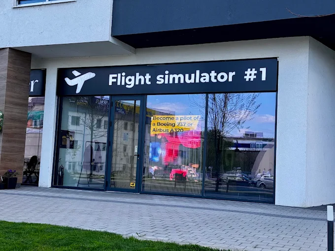 FlyOne Flight Simulator Belgrade Boeing 737 Cockpit Experience in Novi Beograd