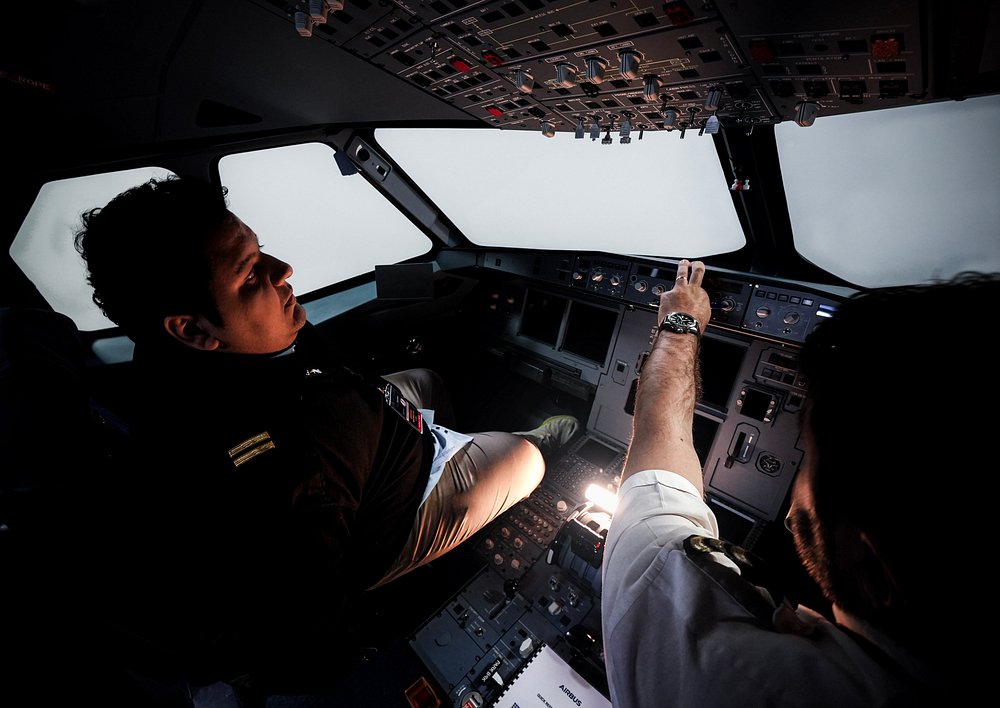 GreekSimmers Flight Simulator Athens Airbus A320 EDGE 6D Experience in Koropi