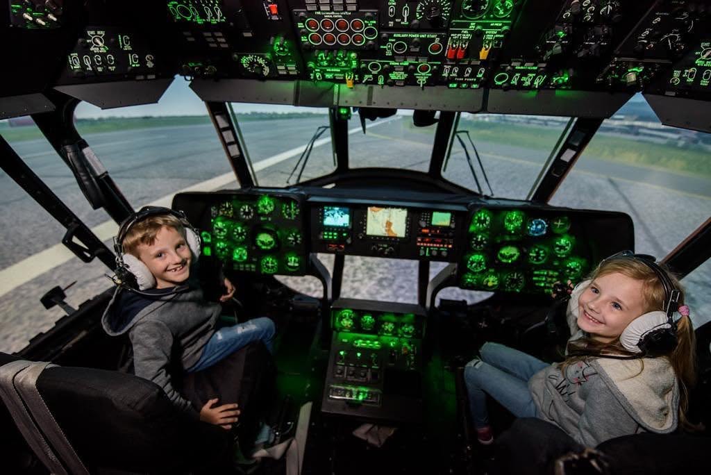 HeliSpace Flight Simulator Krapinske Toplice Mil Mi-171 & FA-18 Cockpit Experience in Zagorje-8