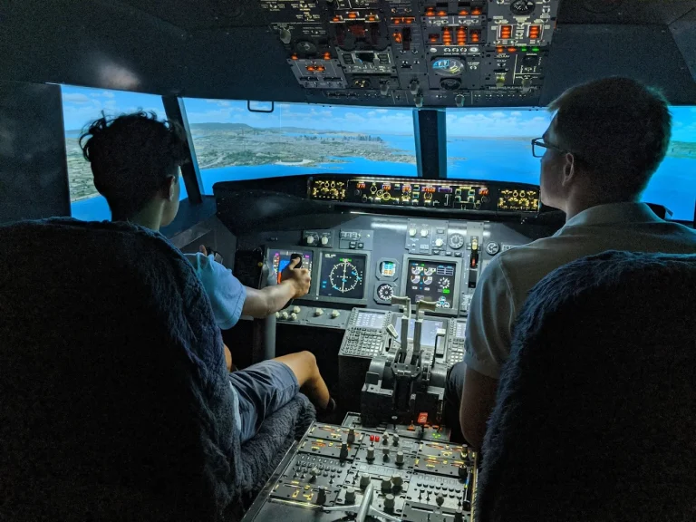 Jet Flight Simulator Canberra Boeing 737 VR Paraglider ICAROS Pods in Lyneham