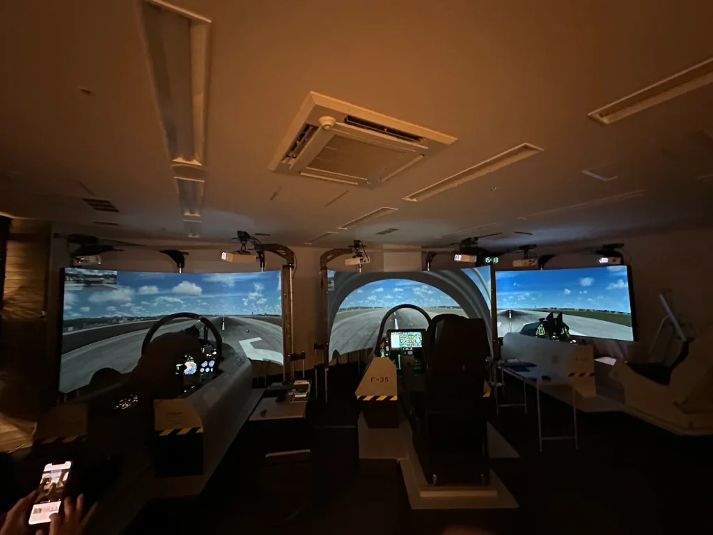 LUXURY FLIGHT Fighter Store Kamata Tactical Military Jet Experience at Haneda Innovation City-4