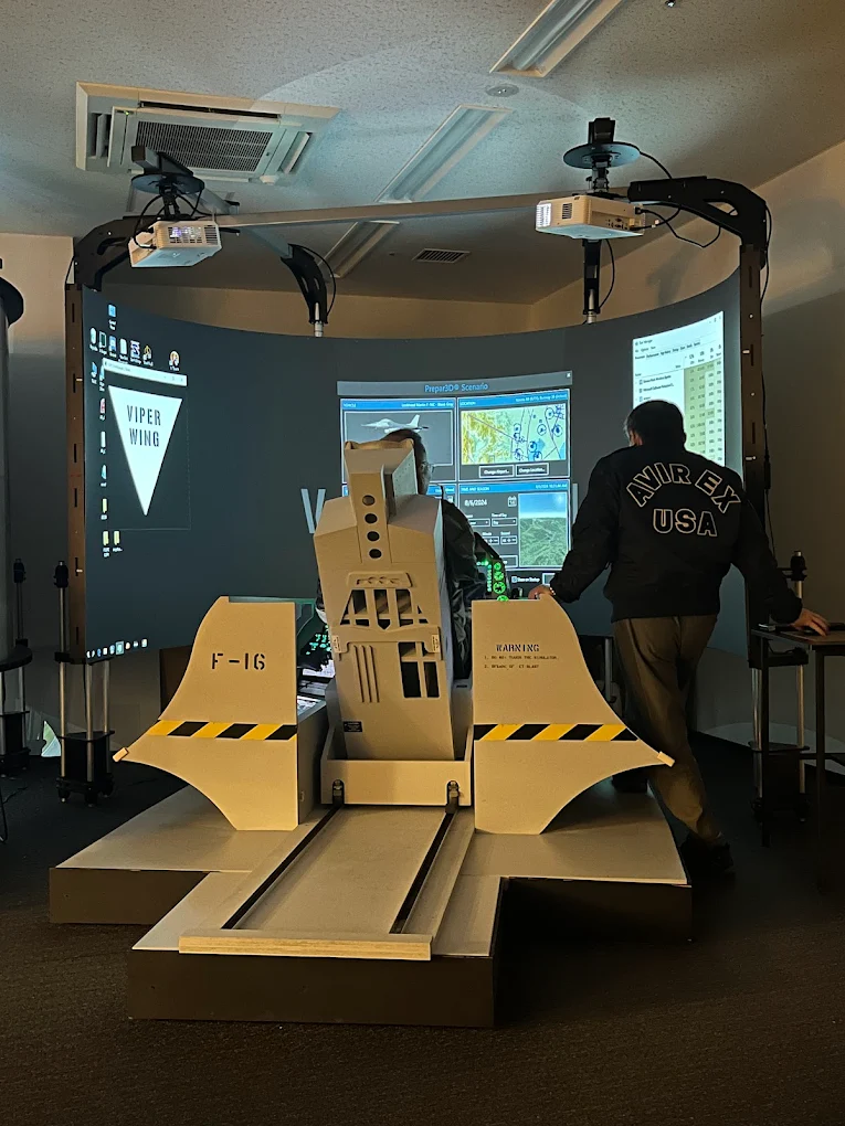 LUXURY FLIGHT Fighter Store Kamata Tactical Military Jet Experience at Haneda Innovation City-8