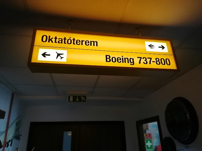 Pilots Simulator Center Budapest Multi Aircraft Cockpit Experience in Ferencvaros