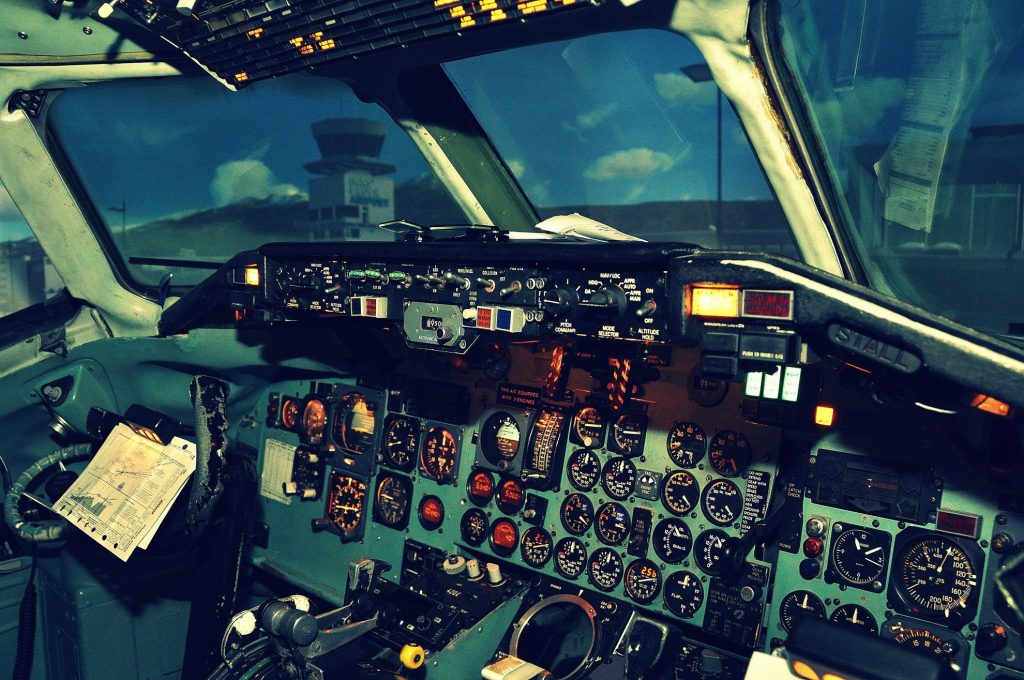 RealSim Liberec Authentic McDonnell Douglas DC-9 & MiG-21 Jet Fighter Simulators-8