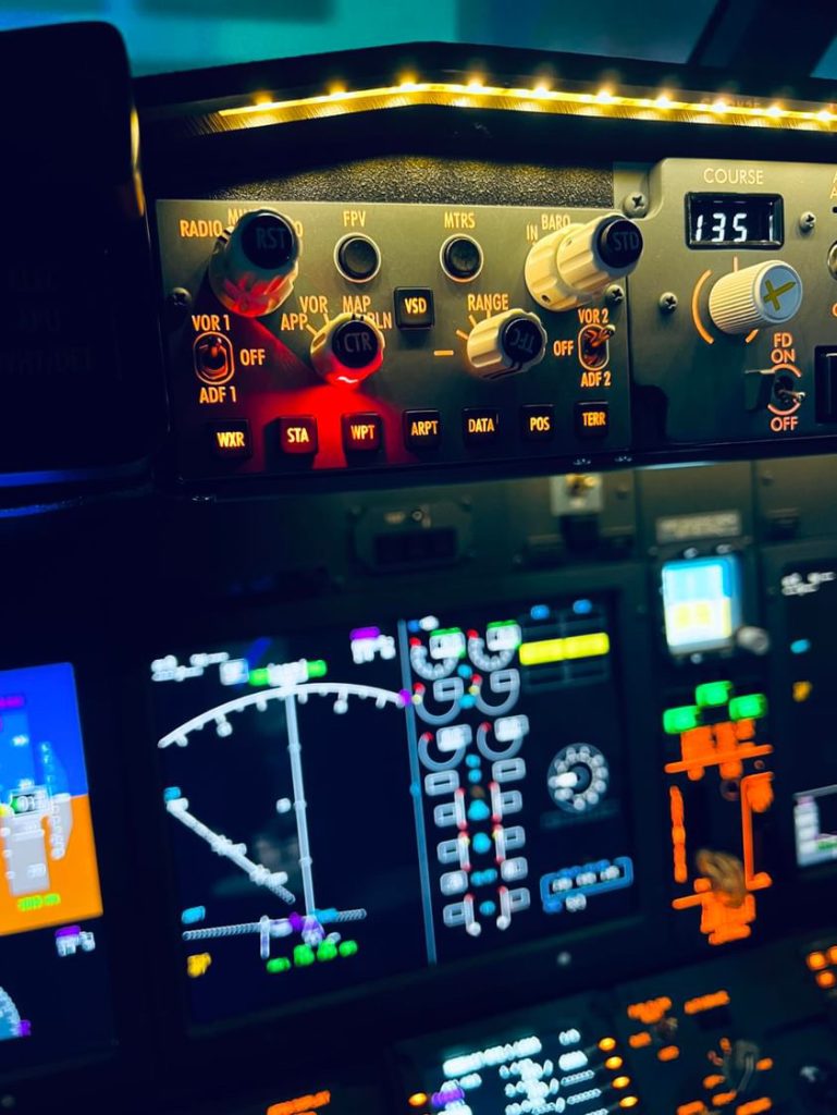 SKY Experience by Skyart JAPAN Maihama Boeing 737 Cockpit at Sheraton Grande Tokyo Bay-1