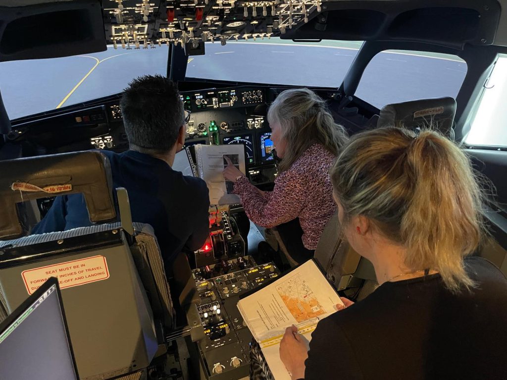 SimFlying Aalsmeer Airbus A320 & Boeing 737 Simulators near Amsterdam Schiphol-2