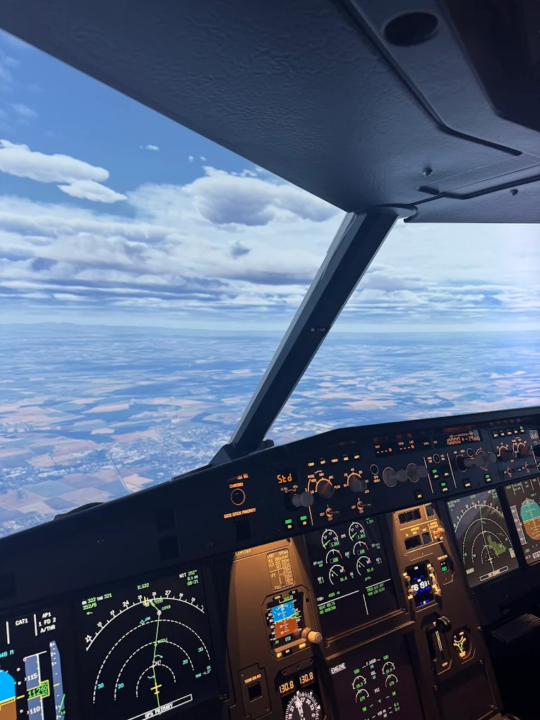 SimJet Flight Simulator Bratislava Airbus A320 Cockpit Experience in Staré Mest-7