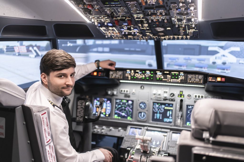 Simulation of Reality Prague: Airbus A320, Boeing 737NG, Cessna 172 & F/A-18 Hornet Simulators