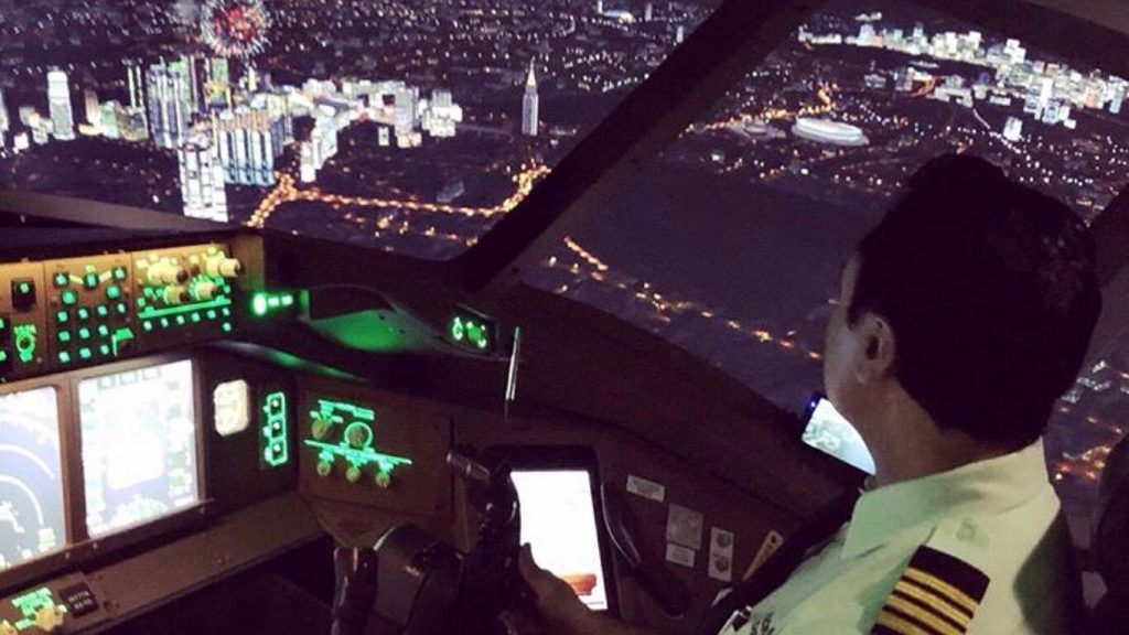 Skyart JAPAN Flight Simulator Tokyo Boeing 777 Cockpit Experience in Shinagawa-5