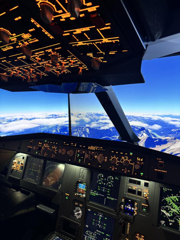 SunCoast Simulators Malaga Airbus A320 Cockpit Experience in Mijas Costa