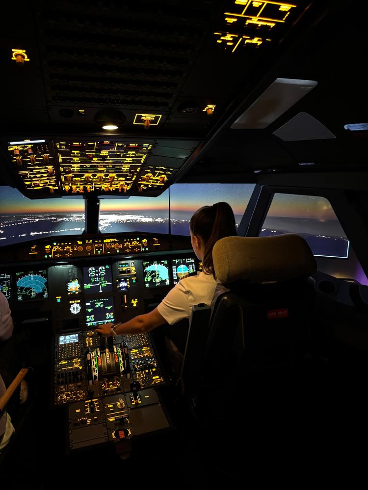 SunCoast Simulators Malaga Airbus A320 Cockpit Experience in Mijas Costa