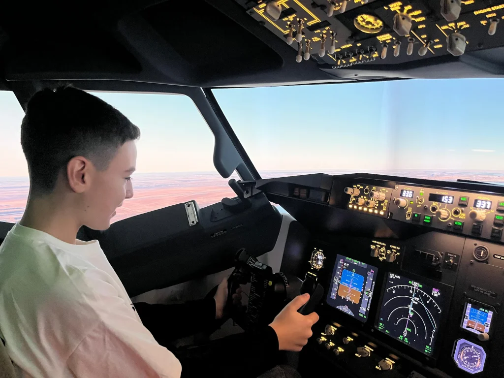 The Aviator Lounge Flight Simulator Qatar: Airbus & Boeing Cockpit Experience at Mall of Qatar
