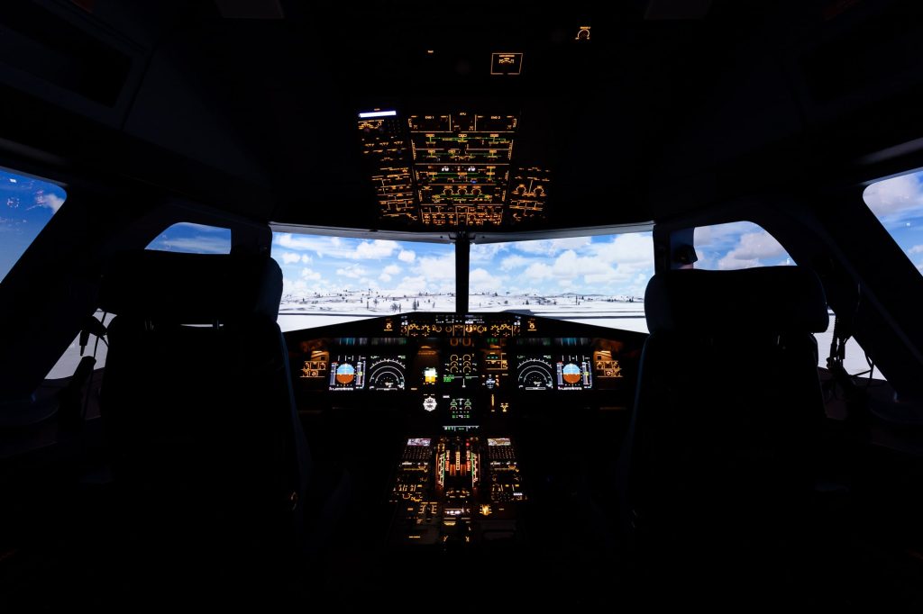The Pilot Center Athens Airbus A320 F 16 Falcon Cockpit Experience in Ilioupoli