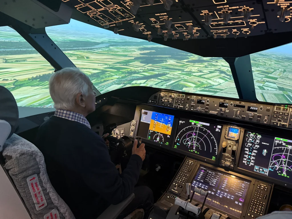 ViennaFlight Vienna: Airbus A320, Boeing 787, Bell 206 Helicopter & Eurofighter Simulators