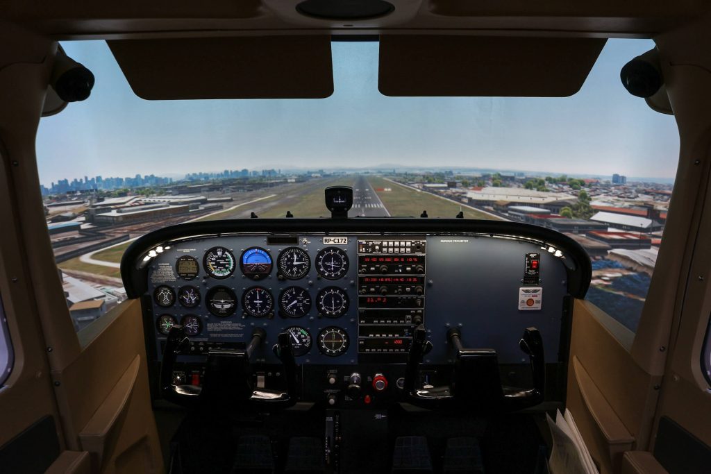 Yatzar Simulation Flight Simulator Paranaque Cessna 172 Experience in Sucat