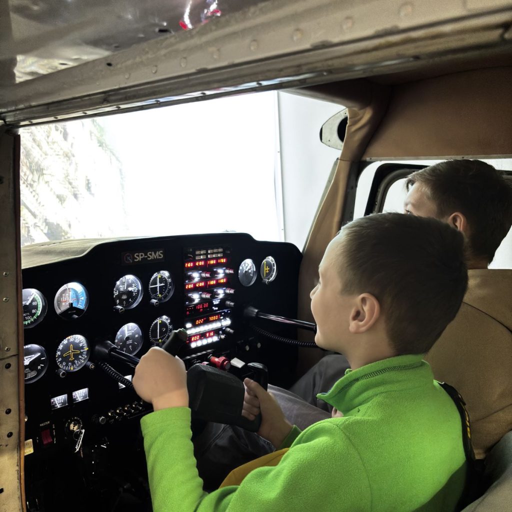 Simair-Symulator-Cessna-C152-Warszawa-Krakow-9